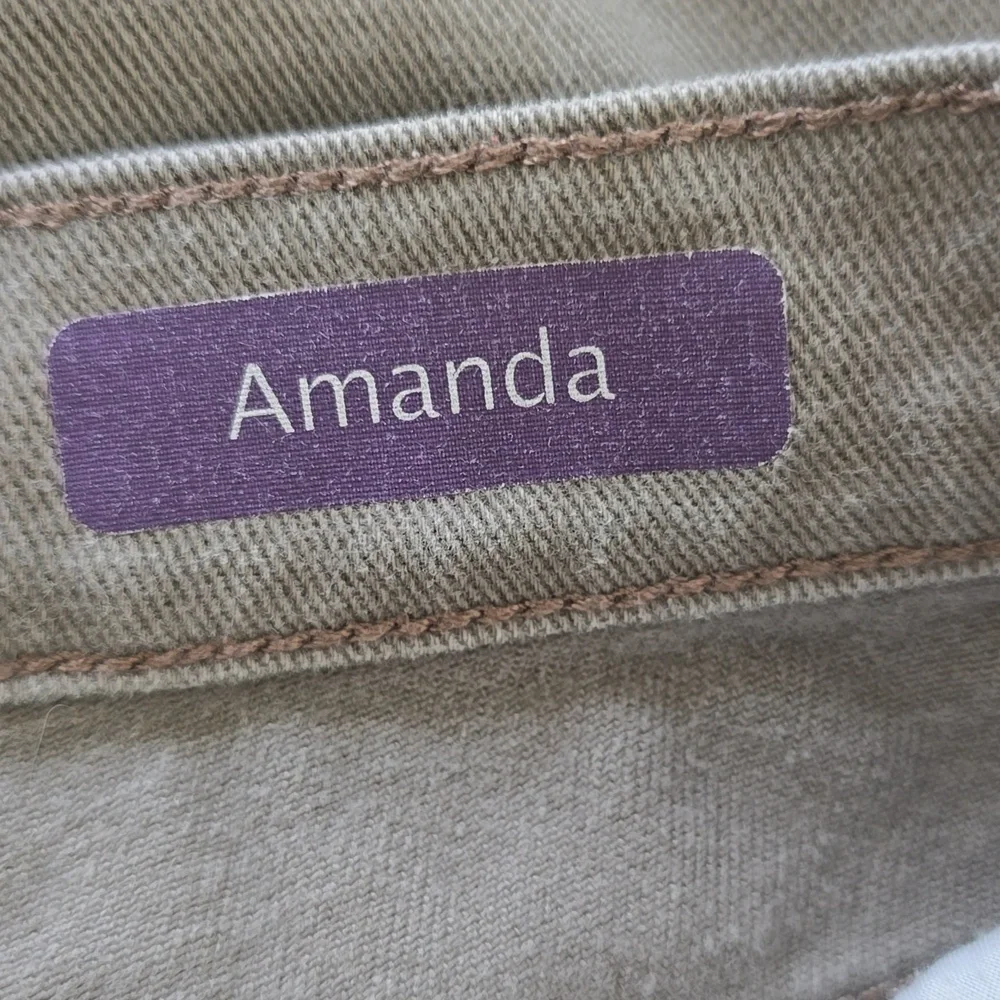 Gloria Vanderbilt Women's Khaki Chinos - Picture 4 of 4